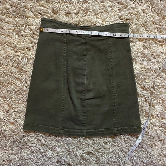 Olive Mini Skirt - Picture 4 of 4
